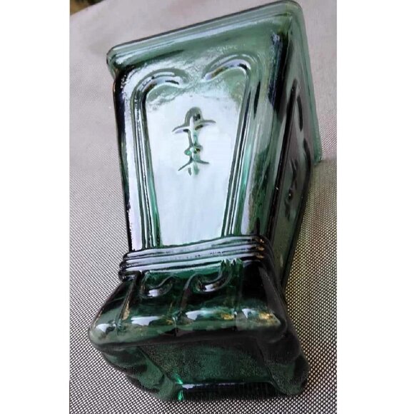 Vintage Emerald Green Art Glass Square Vase with Fleur de Lis Raised Pattern - Picture 5 of 11